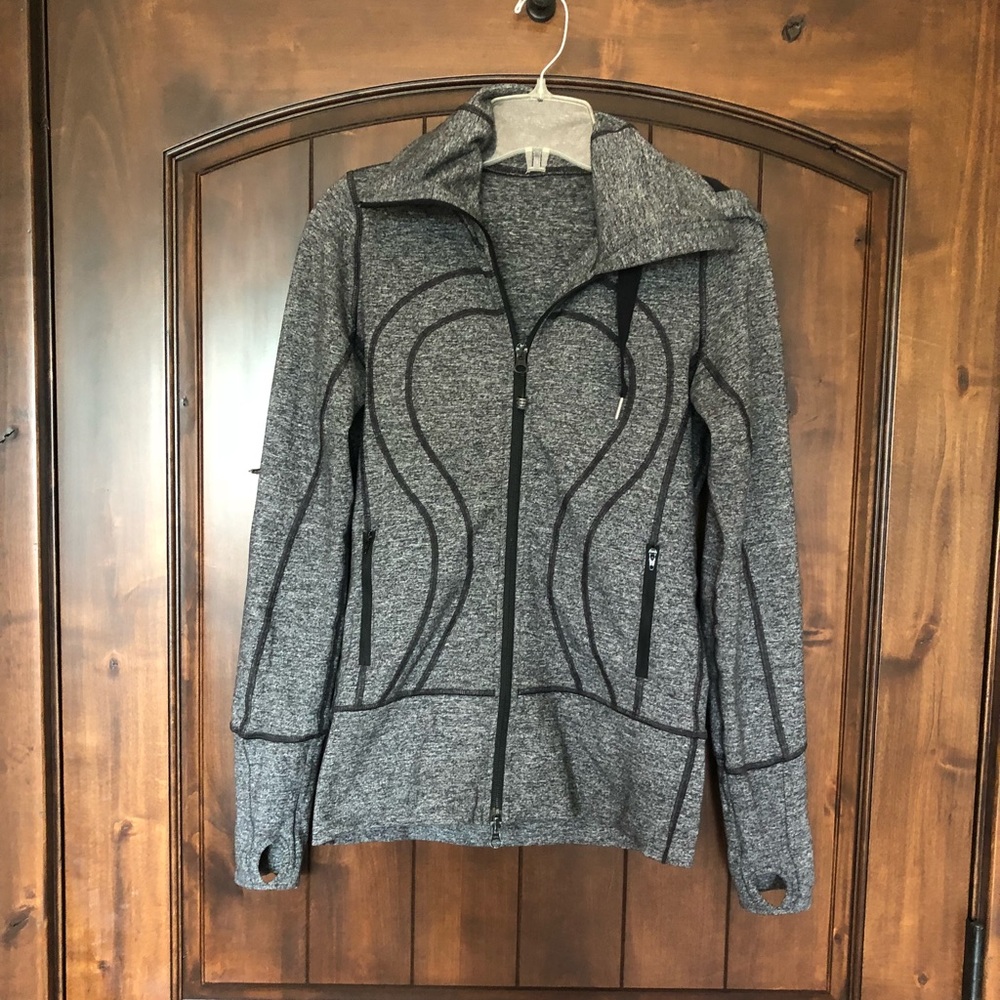Lululemon charcoal jacket- size4
